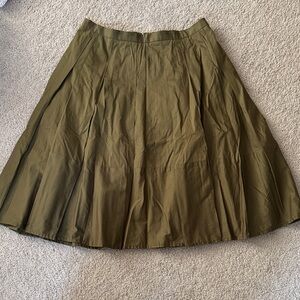 Ann Taylor Olive Green Pleated A-Line Skirt